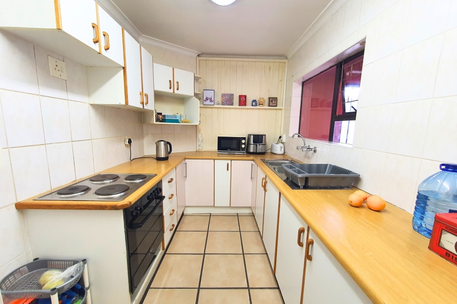 2 Bedroom Property for Sale in Ruwari Western Cape